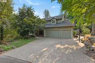 6523 SW Moonshadow Ct, Portland, OR 97223 - Photo 2