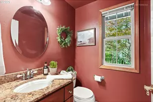 6523 SW Moonshadow Ct, Portland, OR 97223 - Photo 18