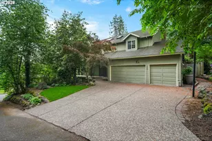 6523 SW Moonshadow Ct, Portland, OR 97223 - Photo 2