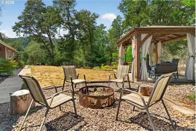180 Hawkeye Ln, Roseburg, OR 97471 - Photo 38