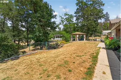 180 Hawkeye Ln, Roseburg, OR 97471 - Photo 36