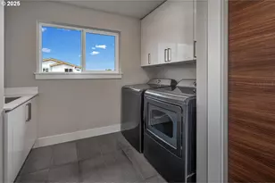 7083 SW Alder St, Wilsonville, OR 97070 - Photo 34