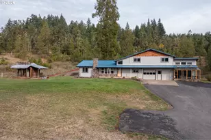 37075 Camp Creek Rd, Springfield, OR 97478 - Photo 2