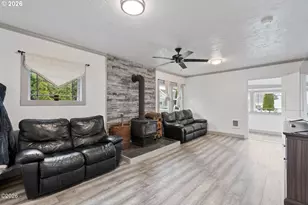 409 Delmonte Ave, Tillamook, OR 97141 - Photo 8