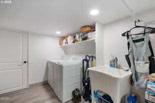 409 Delmonte Ave, Tillamook, OR 97141 - Photo 24