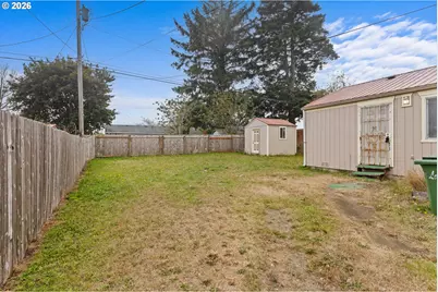 1023 Michigan Ave, Coos Bay, OR 97420 - Photo 24