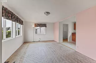 1023 Michigan Ave, Coos Bay, OR 97420 - Photo 4