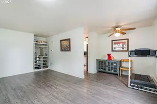 11870 SW 13th St, Beaverton, OR 97005 - Photo 6