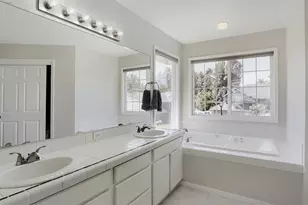 10886 SW Merlin Ct, Wilsonville, OR 97070 - Photo 16