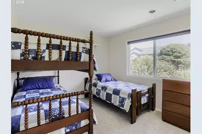 10886 SW Merlin Ct, Wilsonville, OR 97070 - Photo 18