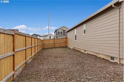 2956 U St, Springfield, OR 97477 - Photo 32