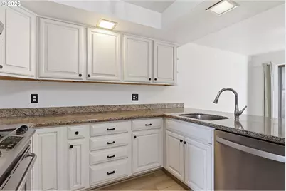 14547 NE Stanton Ct, Portland, OR 97230 - Photo 16