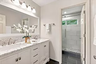 1300 Glenmorrie Dr, Lake Oswego, OR 97034 - Photo 32