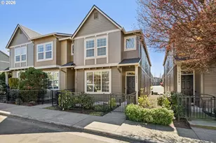 16922 NW Shadow Hills Ln, Beaverton, OR 97006 - Photo 2