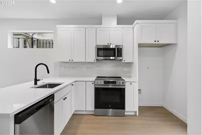 4059 SW McKinley St #40, Gresham, OR 97080 - Photo 4