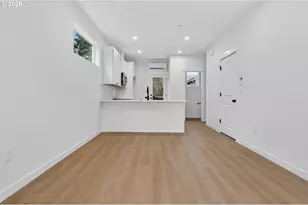 4059 SW McKinley St, Gresham, OR 97080 - Photo 8