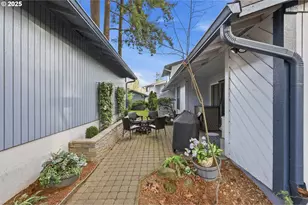 7920 SW Fanno Creek Dr, Tigard, OR 97224 - Photo 14