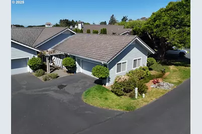 210 Schooner Bay Dr, Brookings, OR 97415 - Photo 38