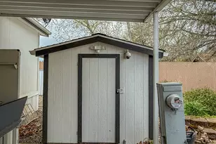 1000 E Central Ave, Sutherlin, OR 97479 - Photo 32