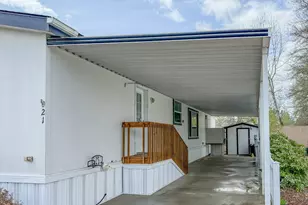 1000 E Central Ave, Sutherlin, OR 97479 - Photo 30