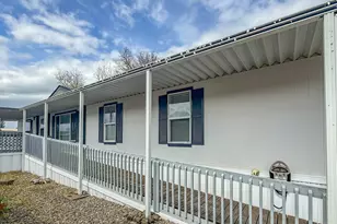 1000 E Central Ave, Sutherlin, OR 97479 - Photo 2