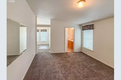 1000 E Central Ave #21, Sutherlin, OR 97479 - Photo 16