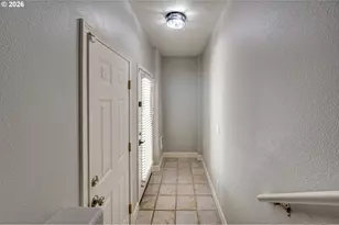 8722 NE 17th St, Vancouver, WA 98664 - Photo 6