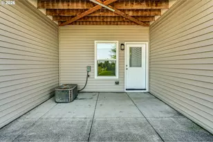 8722 NE 17th St, Vancouver, WA 98664 - Photo 10