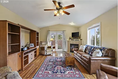 1575 Leo St NE, Keizer, OR 97303 - Photo 18