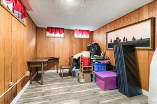 24203 NE Oregon St, Wood Village, OR 97060 - Photo 22