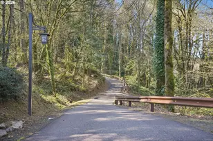 465 NW Royal Blvd, Portland, OR 97210 - Photo 48