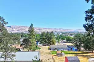2605 W 13th St, The Dalles, OR 97058 - Photo 16