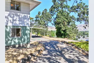 2605 W 13th St, The Dalles, OR 97058 - Photo 6