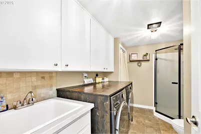 87167 Dukhobar Rd, Eugene, OR 97402 - Photo 32