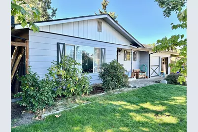 1745 T St, Springfield, OR 97477 - Photo 2