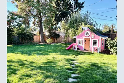 1745 T St, Springfield, OR 97477 - Photo 18