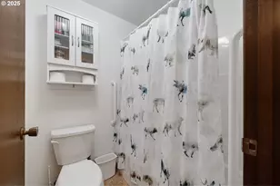 9215 6th St, Bay City, OR 97107 - Photo 18