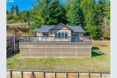 62780 Flagstaff Rd, Coos Bay, OR 97420 - Photo 2