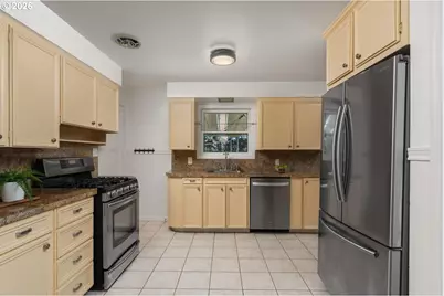 5618 NE 37th Ave, Portland, OR 97211 - Photo 6