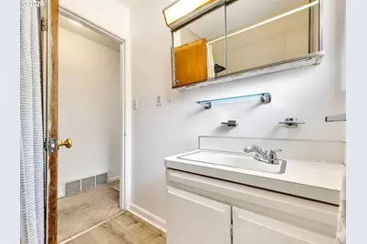 3522 Grand Ave, Astoria, OR 97103 - Photo 40