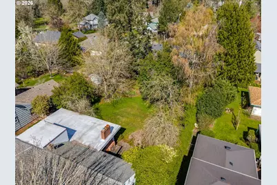 1935 NE Orchard Ave, McMinnville, OR 97128 - Photo 34