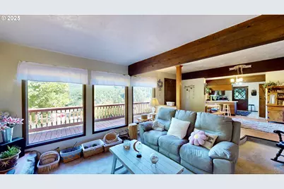 28656 Brooks Rd, Gold Beach, OR 97444 - Photo 10