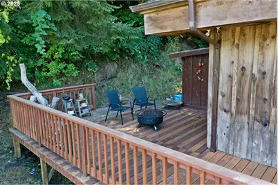 28656 Brooks Rd, Gold Beach, OR 97444 - Photo 36