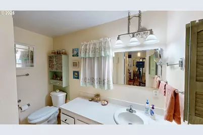 28656 Brooks Rd, Gold Beach, OR 97444 - Photo 26