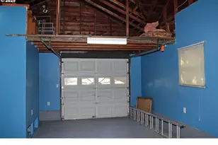 307 SE 127th Ave, Portland, OR 97233 - Photo 8