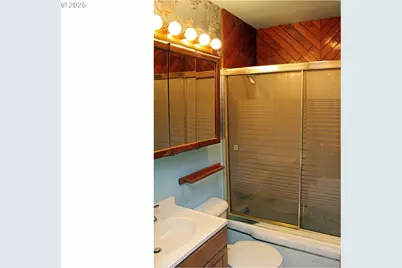 307 SE 127th Ave, Portland, OR 97233 - Photo 4