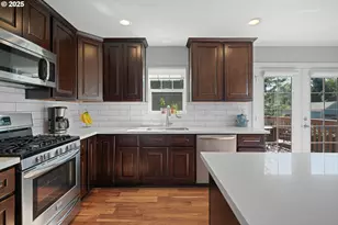 7570 SE Division St, Portland, OR 97206 - Photo 14