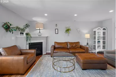 7570 SE Division St, Portland, OR 97206 - Photo 8