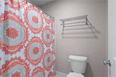 7570 SE Division St, Portland, OR 97206 - Photo 22