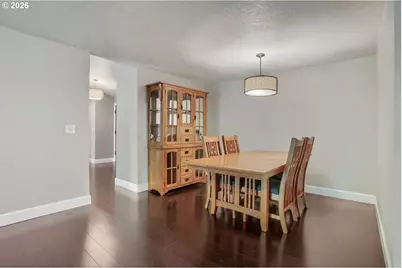 2705 SE Hicklin Ct, Troutdale, OR 97060 - Photo 10